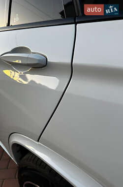 Внедорожник / Кроссовер BMW X5 2013 в 