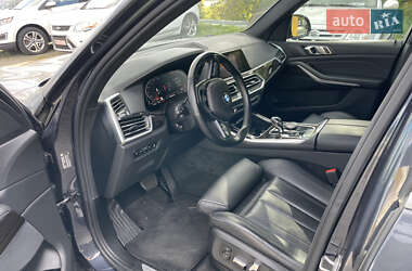 Внедорожник / Кроссовер BMW X5 2019 в 