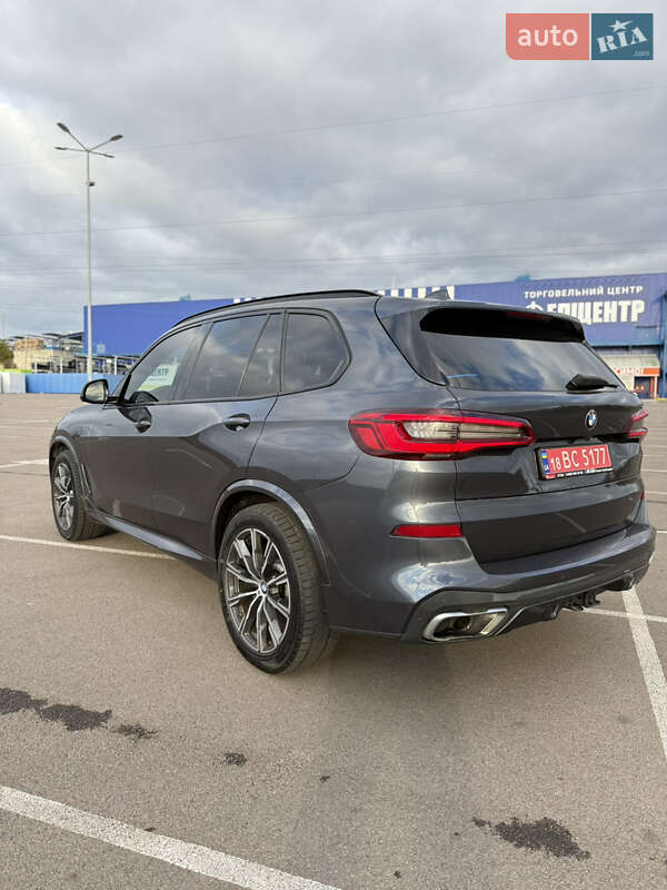 Внедорожник / Кроссовер BMW X5 2019 в Ровно