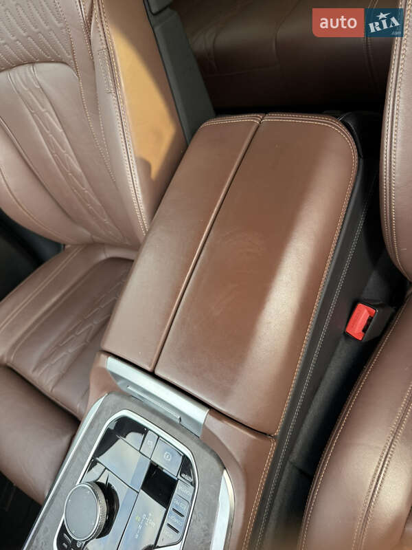 Внедорожник / Кроссовер BMW X5 2019 в Ровно