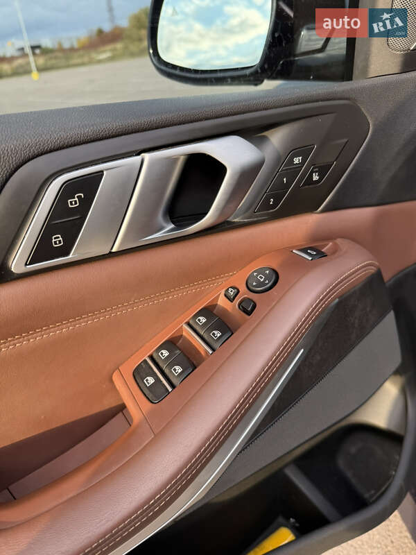 Внедорожник / Кроссовер BMW X5 2019 в Ровно