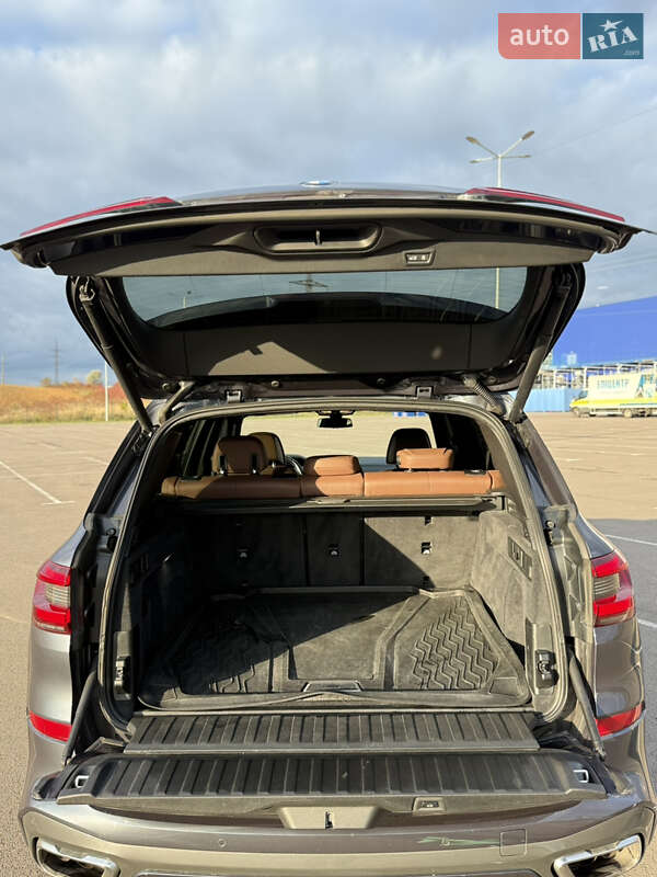 Внедорожник / Кроссовер BMW X5 2019 в Ровно