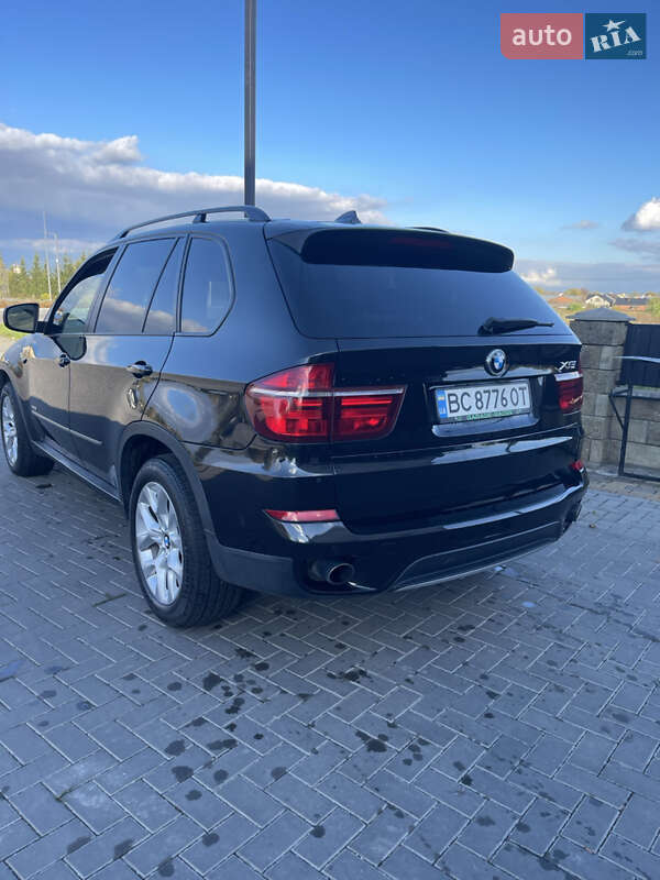 Внедорожник / Кроссовер BMW X5 2012 в Сокале