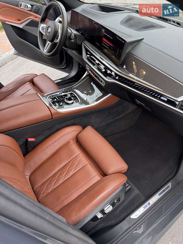 Внедорожник / Кроссовер BMW X5 2024 в Киеве