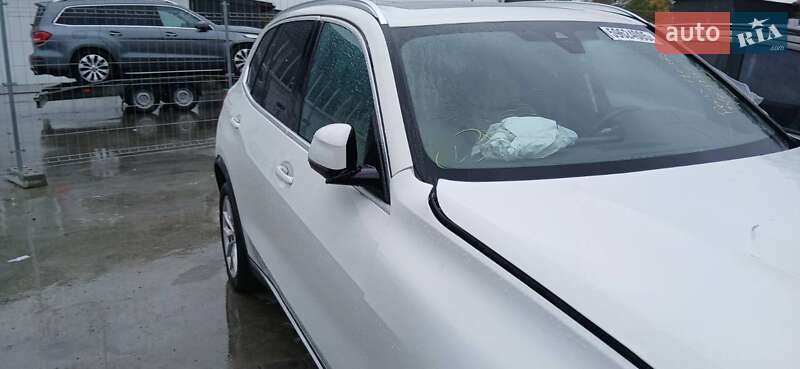 Позашляховик / Кросовер BMW X5 2020 в Львові