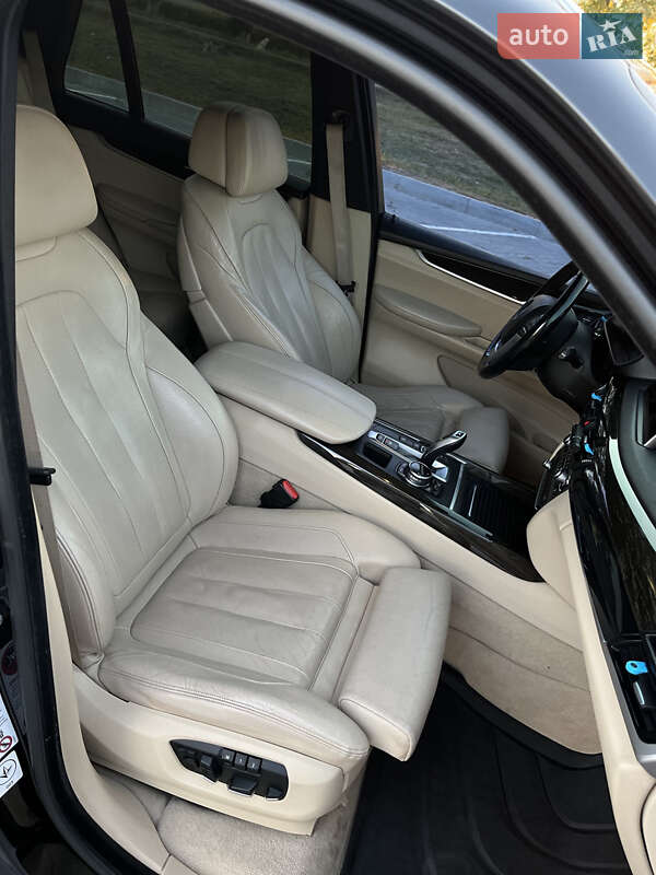 Позашляховик / Кросовер BMW X5 2013 в Вінниці