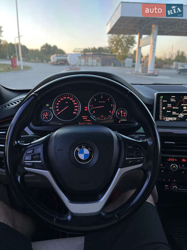 Позашляховик / Кросовер BMW X5 2013 в Вінниці
