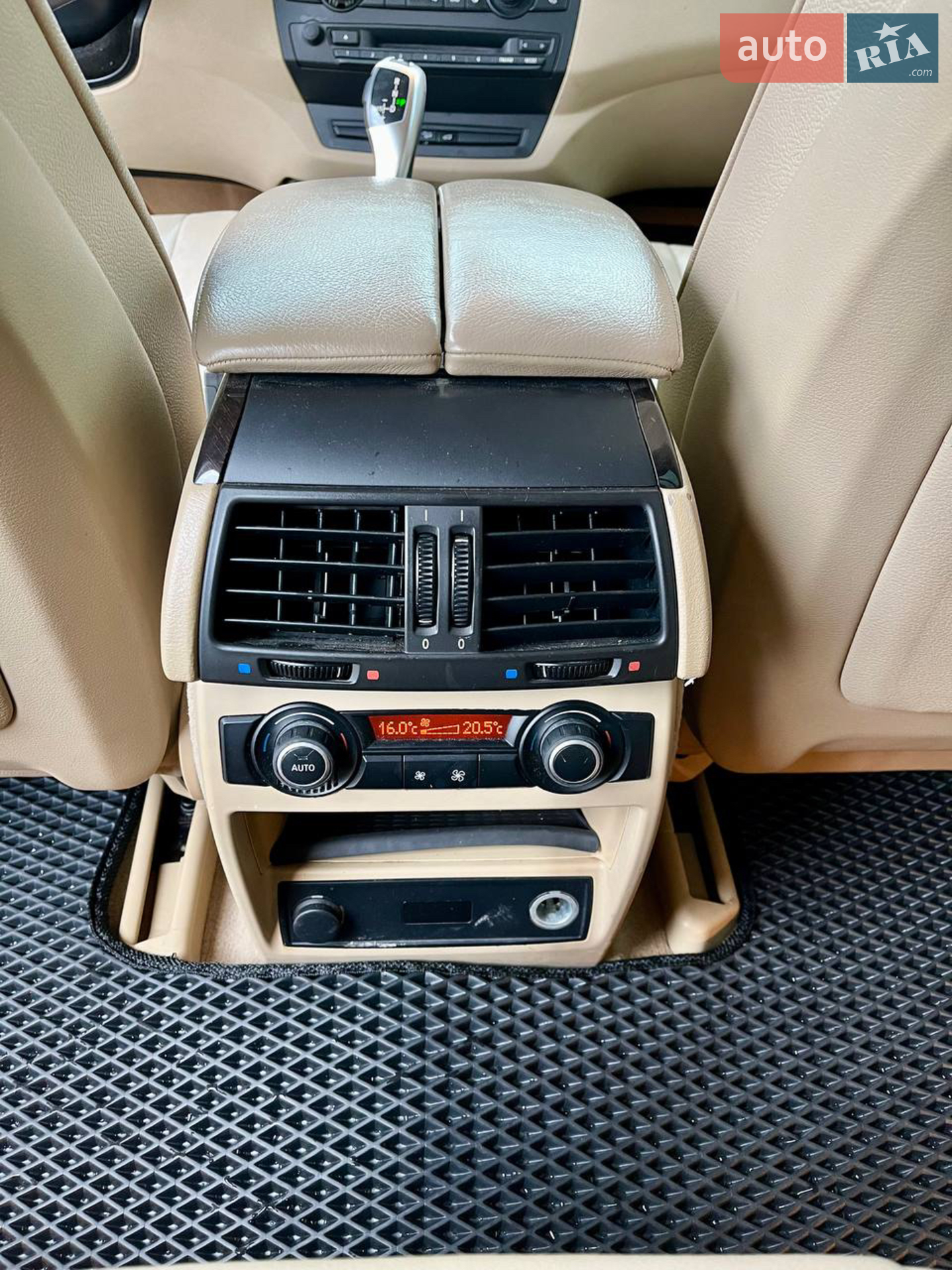 2011 BMW X5 - мініатюра 18