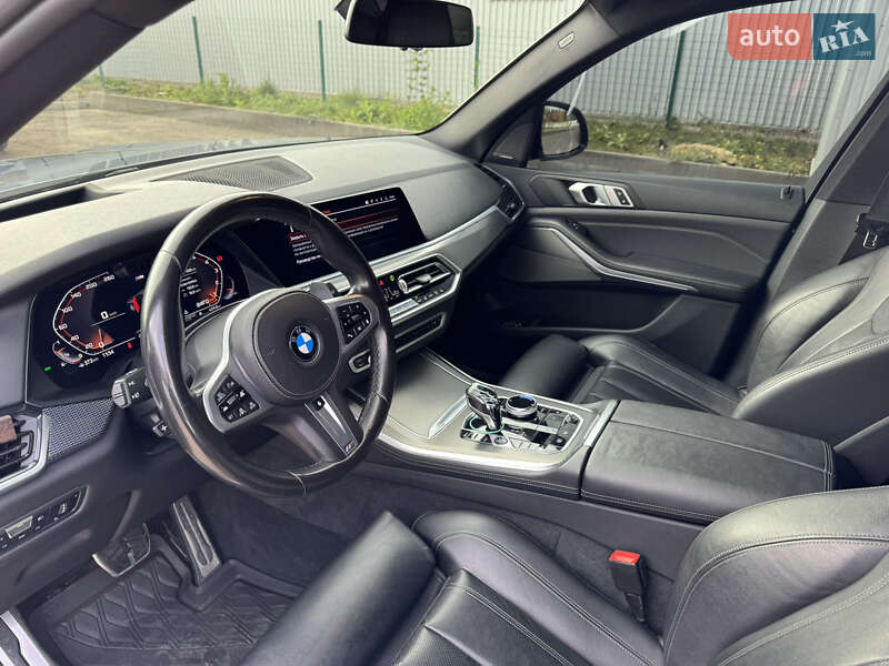 Внедорожник / Кроссовер BMW X5 2018 в Черновцах