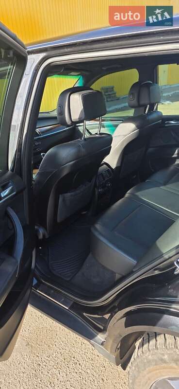 Позашляховик / Кросовер BMW X5 2009 в Краматорську