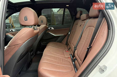 Внедорожник / Кроссовер BMW X5 2022 в 