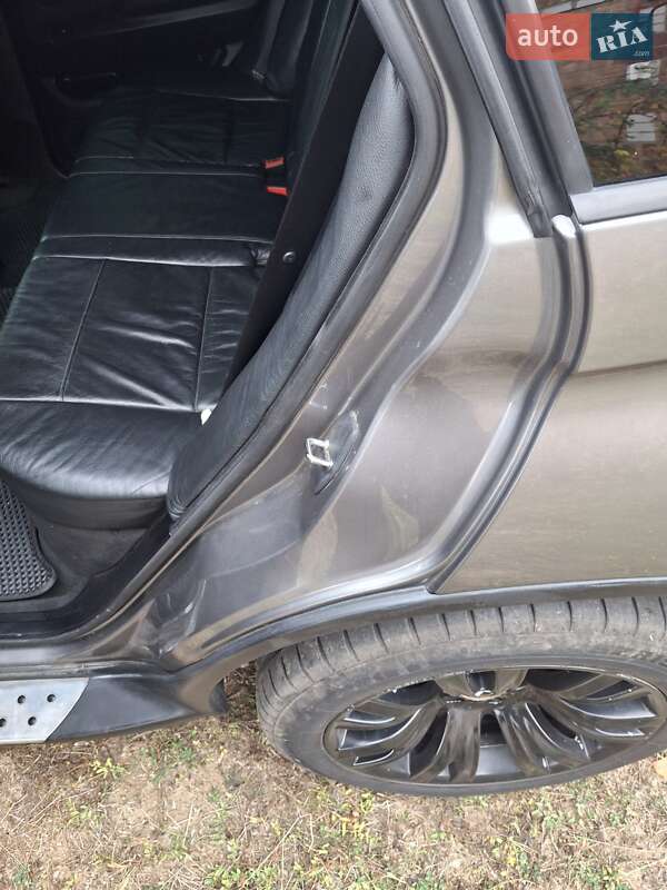 Внедорожник / Кроссовер BMW X5 2005 в Новопокровцы