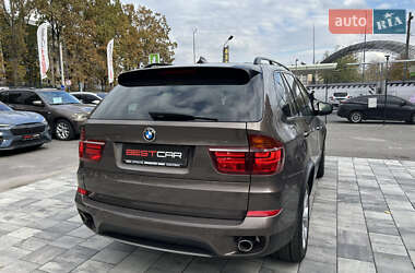 Позашляховик / Кросовер BMW X5 2010 в  фото 12 Позашляховик / Кросовер BMW X5 2010 в