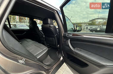 Позашляховик / Кросовер BMW X5 2010 в  фото 24 Позашляховик / Кросовер BMW X5 2010 в