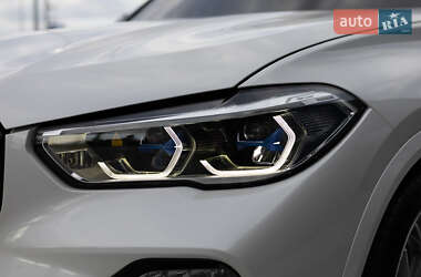 Внедорожник / Кроссовер BMW X5 2019 в 
