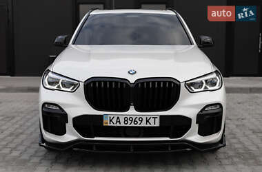 Внедорожник / Кроссовер BMW X5 2019 в 