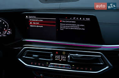 Внедорожник / Кроссовер BMW X5 2019 в 