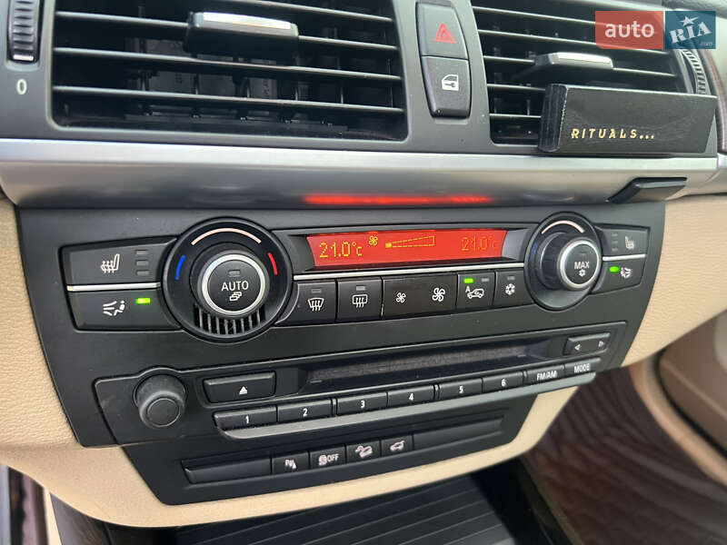 Позашляховик / Кросовер BMW X5 2011 в Києві