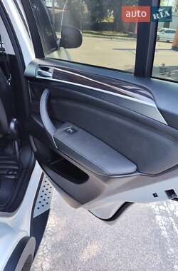 Внедорожник / Кроссовер BMW X5 2013 в 