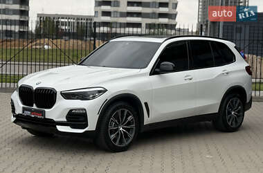 Внедорожник / Кроссовер BMW X5 2019 в 
