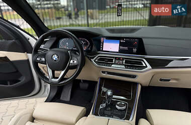 Внедорожник / Кроссовер BMW X5 2019 в 