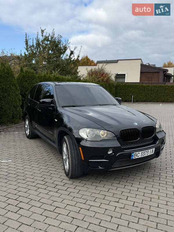 Внедорожник / Кроссовер BMW X5 2011 в Львове