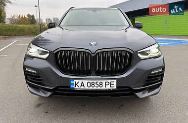 Внедорожник / Кроссовер BMW X5 2018 в 