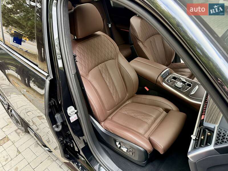 Внедорожник / Кроссовер BMW X5 2024 в Днепре