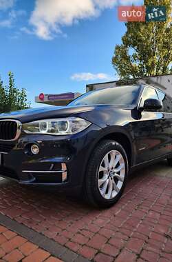 Внедорожник / Кроссовер BMW X5 2015 в 