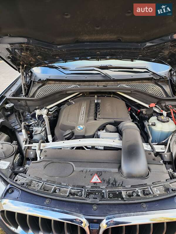 Позашляховик / Кросовер BMW X5 2015 в Одесі