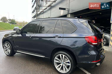 Внедорожник / Кроссовер BMW X5 2015 в 