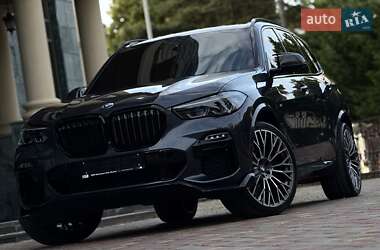 Внедорожник / Кроссовер BMW X5 2019 в 