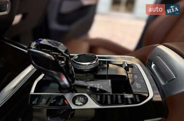 Внедорожник / Кроссовер BMW X5 2019 в 