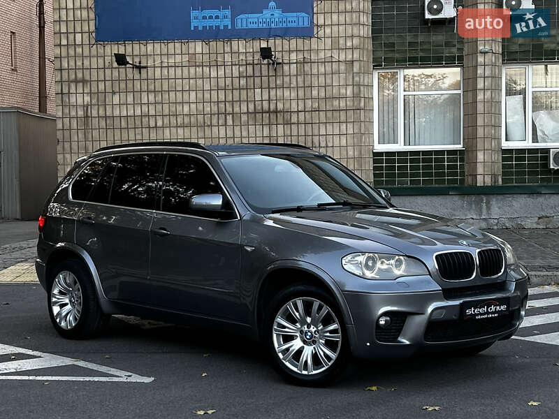 BMW X5 2011