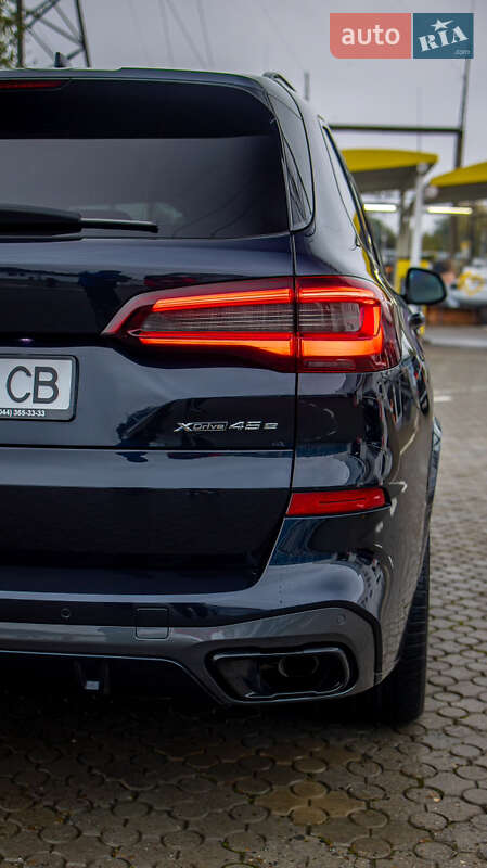 Внедорожник / Кроссовер BMW X5 2020 в Черновцах