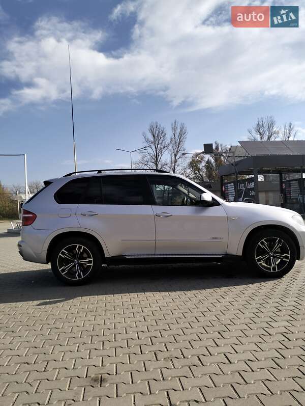 Внедорожник / Кроссовер BMW X5 2009 в Коломые