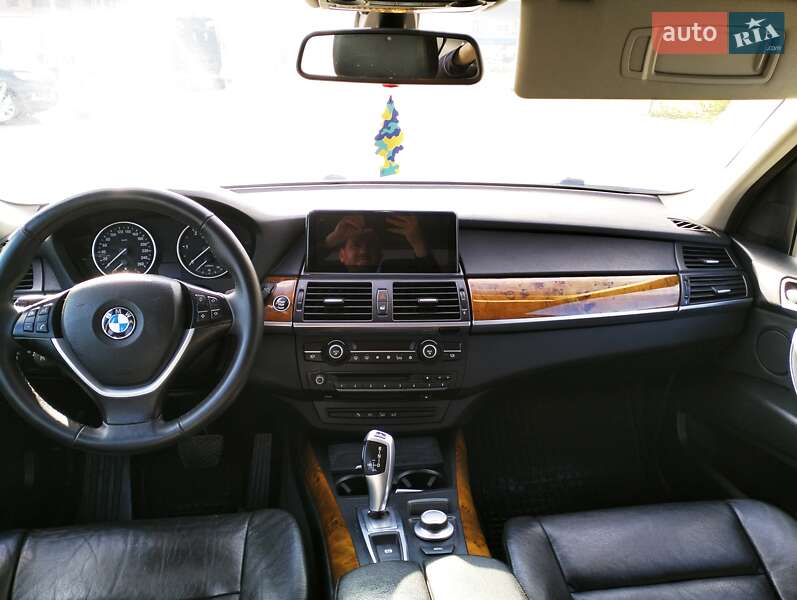 Внедорожник / Кроссовер BMW X5 2009 в Коломые