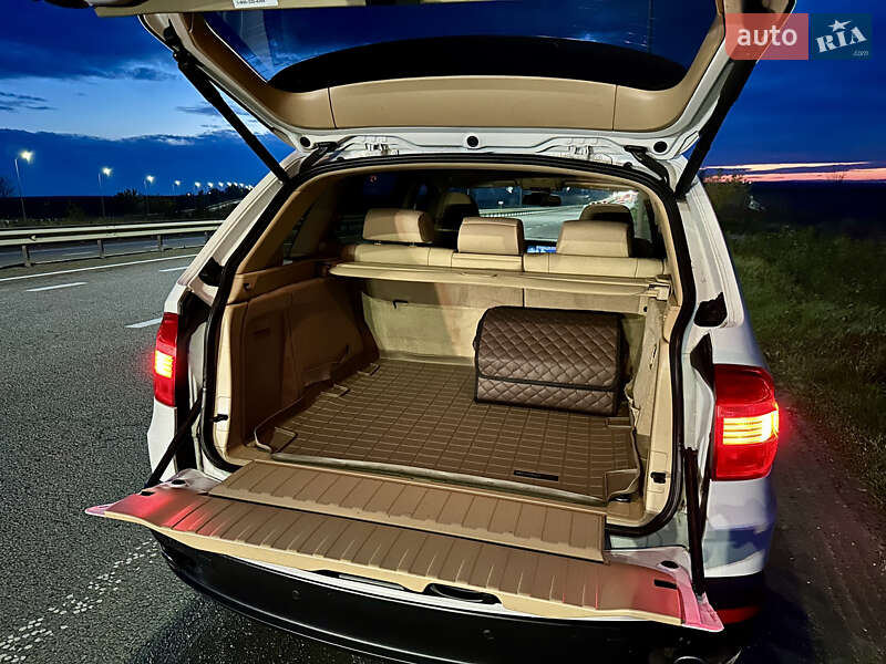 Внедорожник / Кроссовер BMW X5 2010 в Ровно фото 23 Внедорожник / Кроссовер BMW X5 2010 в Ровно