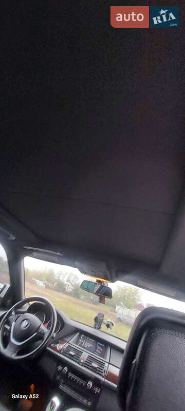 Внедорожник / Кроссовер BMW X5 2012 в Першотравенске