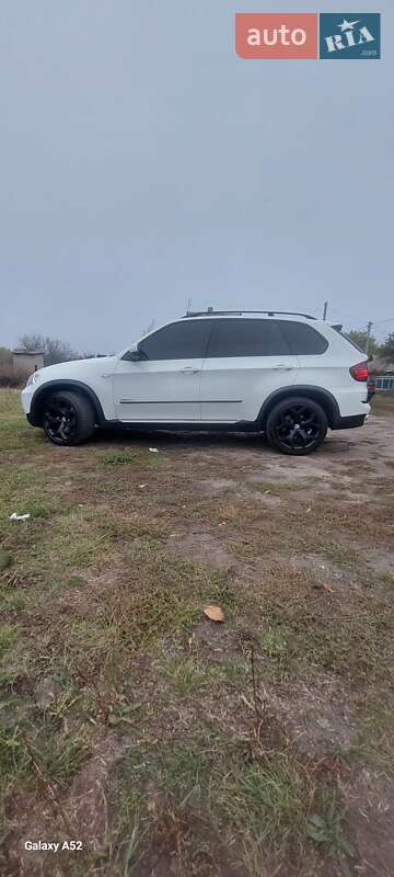 Внедорожник / Кроссовер BMW X5 2012 в Першотравенске