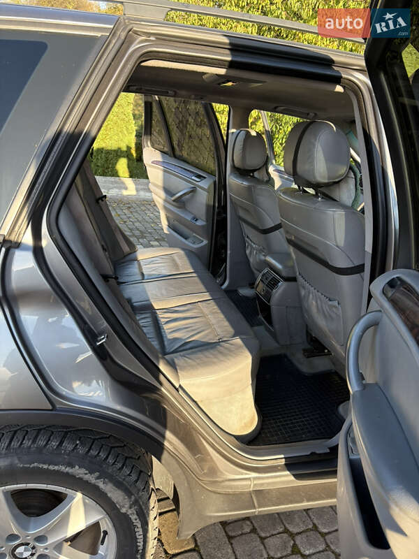 Внедорожник / Кроссовер BMW X5 2004 в Львове