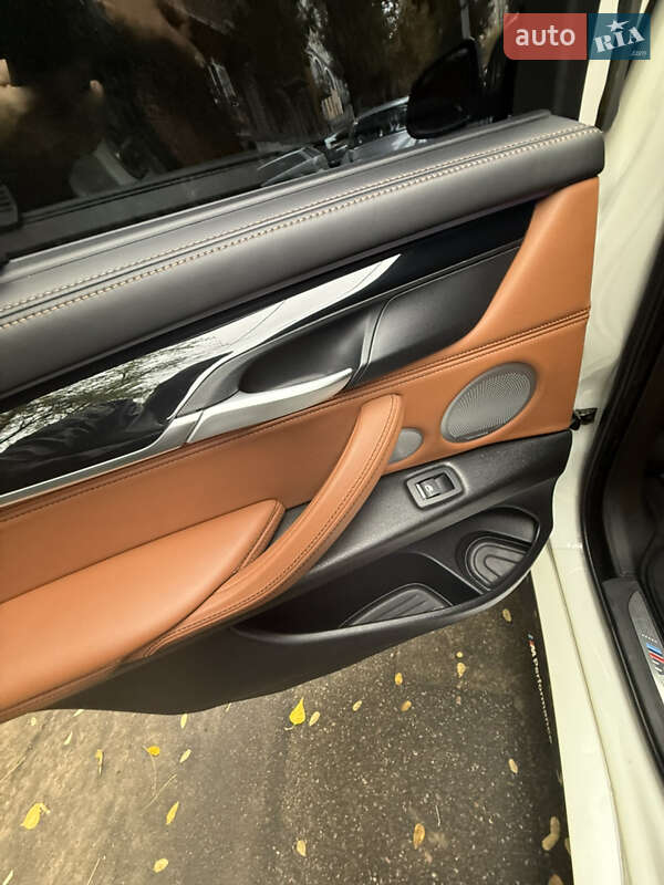 Позашляховик / Кросовер BMW X5 2015 в Одесі