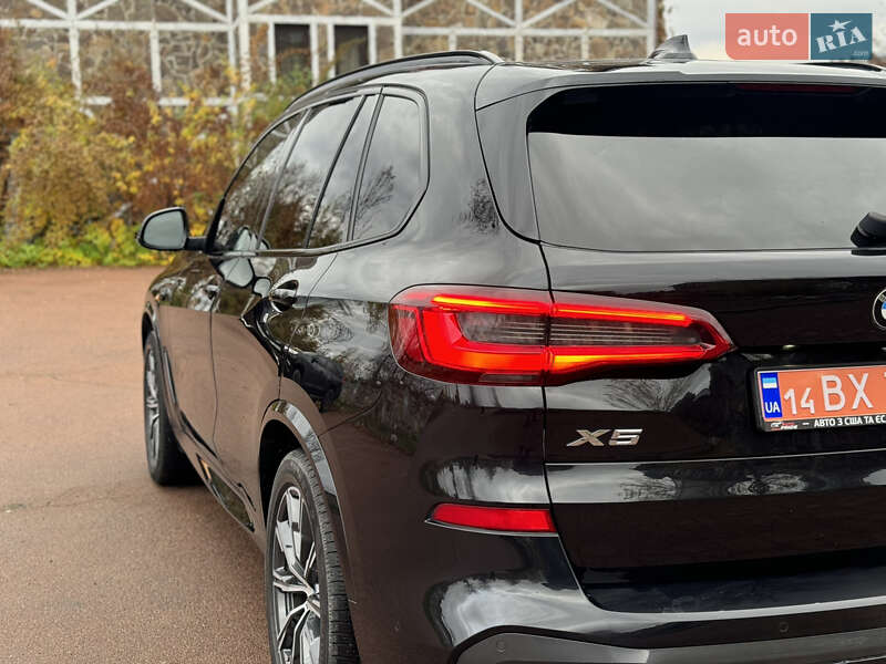 Позашляховик / Кросовер BMW X5 2019 в Івано-Франківську