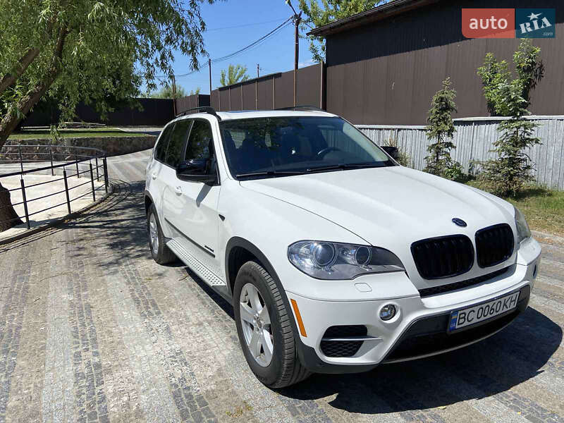 Позашляховик / Кросовер BMW X5 2012 в Львові фото 8 Позашляховик / Кросовер BMW X5 2012 в Львові