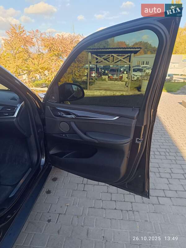 Внедорожник / Кроссовер BMW X5 2017 в Городке