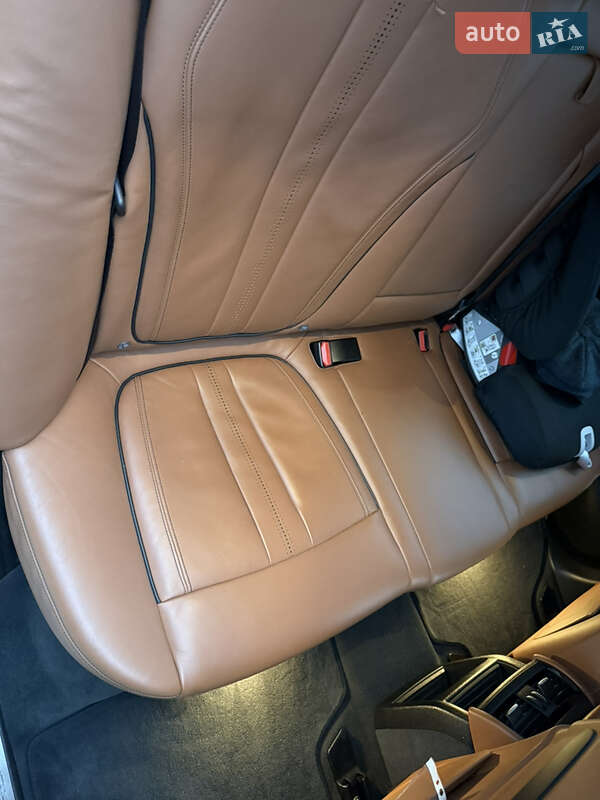 Внедорожник / Кроссовер BMW X5 2016 в Харькове фото 17 Внедорожник / Кроссовер BMW X5 2016 в Харькове