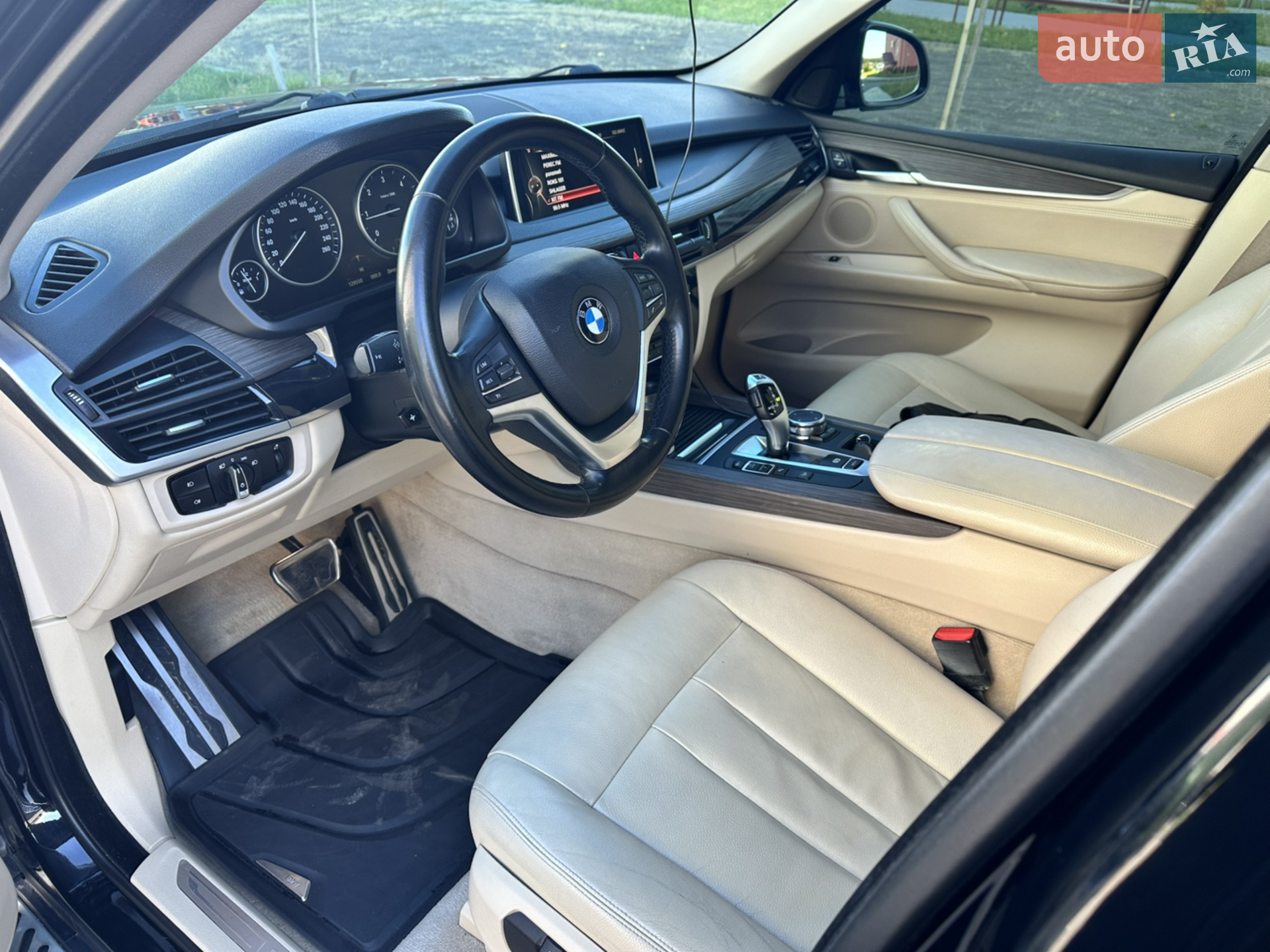 2015 BMW X5 - мініатюра 15