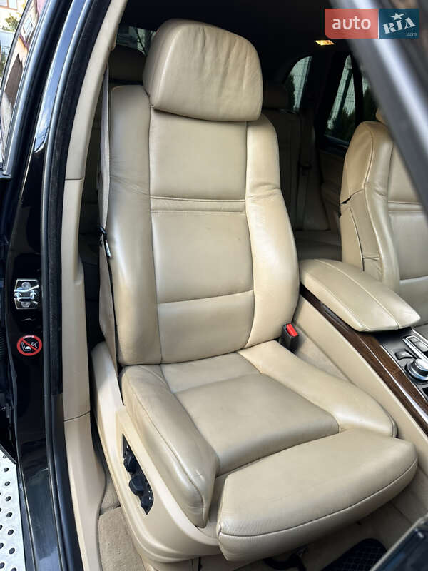 Внедорожник / Кроссовер BMW X5 2008 в Ужгороде