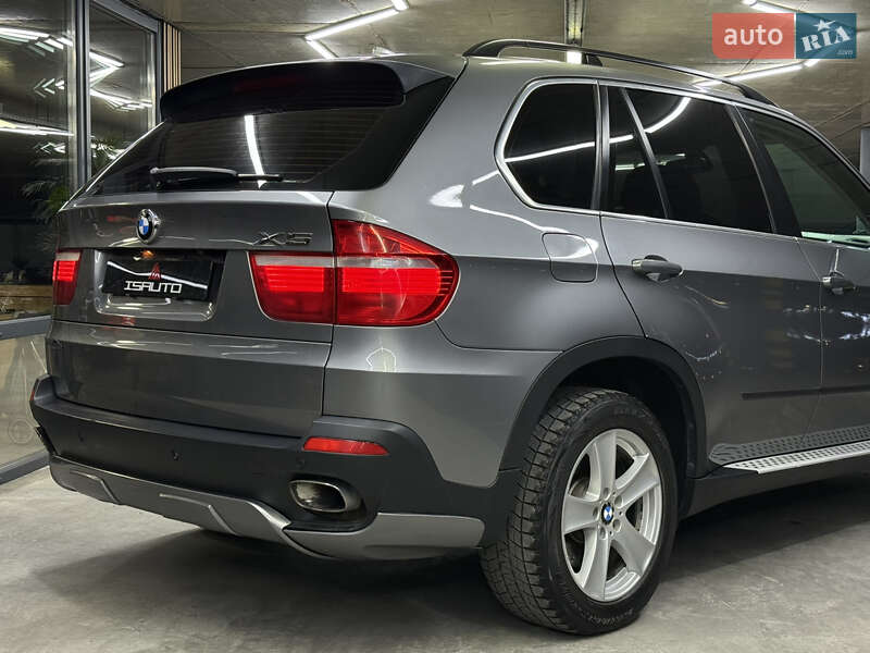 Внедорожник / Кроссовер BMW X5 2009 в Одессе