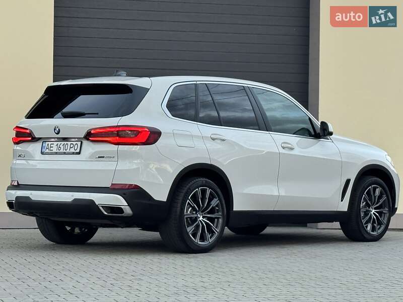 Позашляховик / Кросовер BMW X5 2021 в Стрию